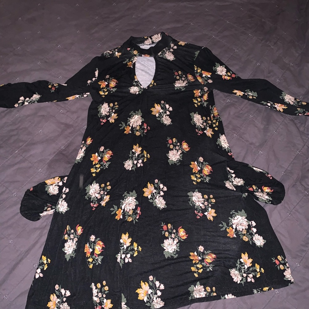 Black Floral Long Sleeve Dress